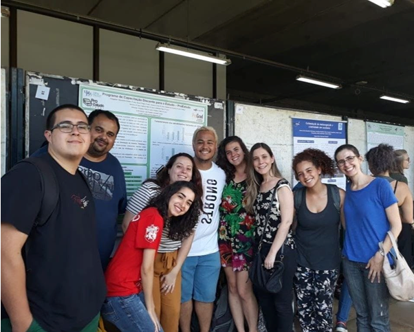 No dia 18 de novembro de 2019 (segunda-feira), a equipe do ProEstudo apresentou o trabalho realizado durante o ano letivo para estudantes do primeiro ao quarto ano do curso de Psicologia da UFSCar durante a II Mostra de Estágios do curso. Participaram desta apresentação os estagiários e as supervisoras do ProEstudo.